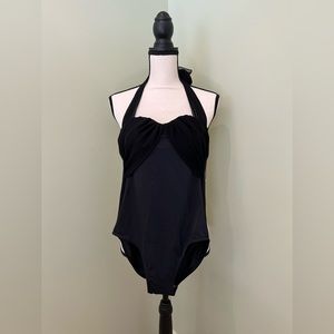 ** NWT** Ladies one-piece swimsuit, Size 8